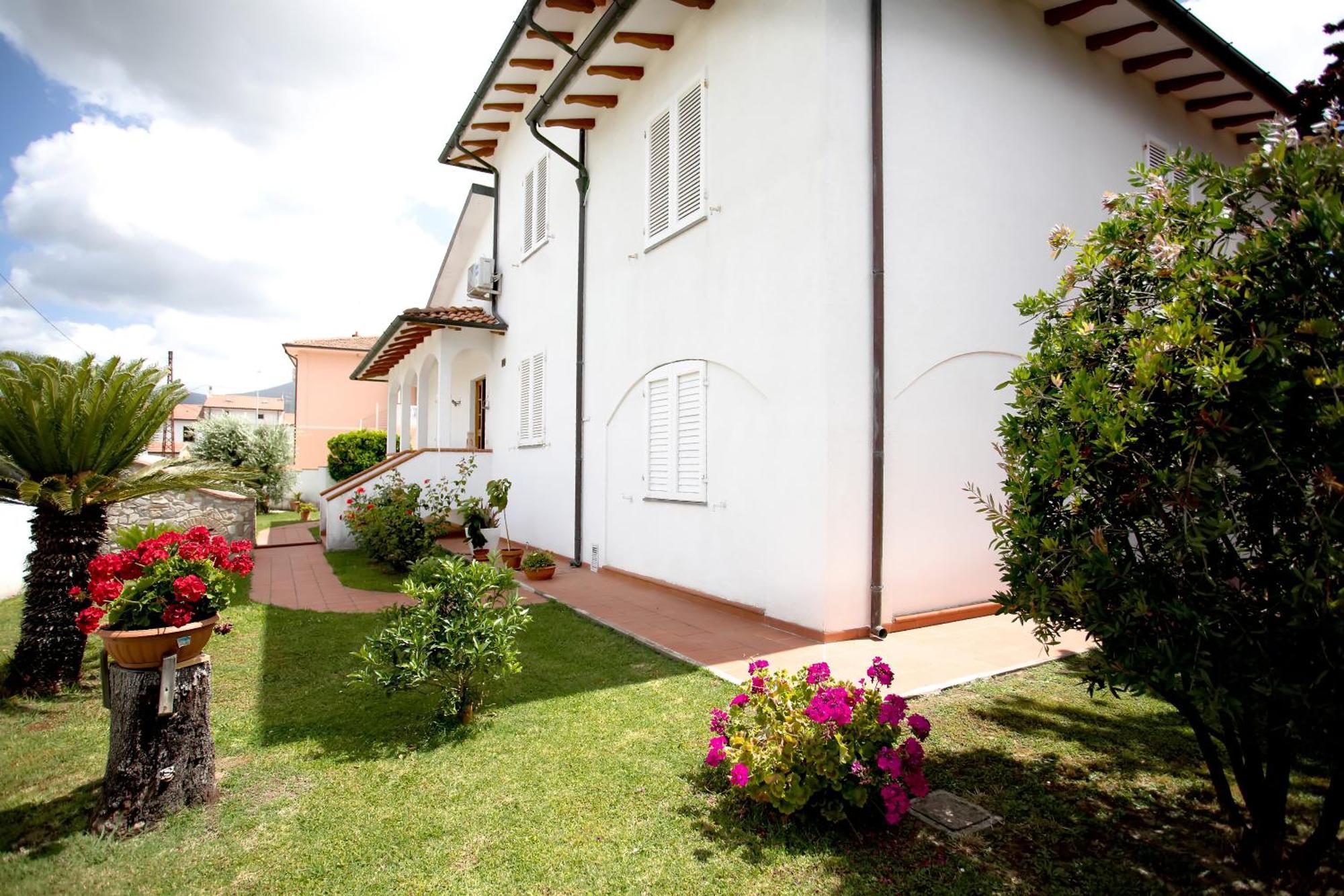 Affitti Brevi Green House Cascina Exterior foto